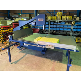 自動スライドテーブル式バンドナイフ