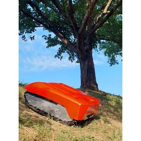 Remote-controlled electric lawn mower "UNiMOWERS"