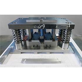 工程数削減やフライス加工⇒プレス加工への移行などコスト削減を実現