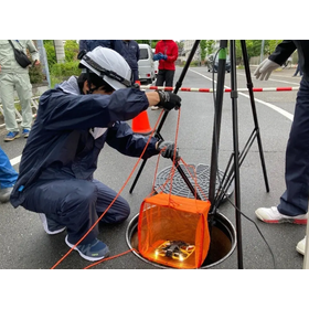 A sewer pipe inspection using the inspection drone "IBIS2" was conducted in Kobe City.