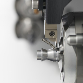 New cutting tools to solve the challenges of automatic lathes: tool damage, machining efficiency, and chatter.