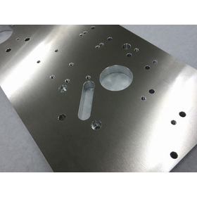Aluminum precision machining (hole processing on plates)