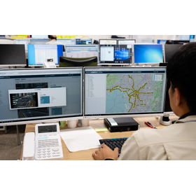 Hanshin Expressway Group's "Mobile Image Distribution System"