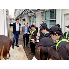 三菱ふそう本社見学会でEnePOND（R）実機を紹介