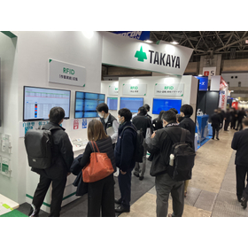 会場内のブース写真２