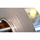 JAIのラインスキャンカメラは、紙、プラスチック、布などのロール状・シート状製品の製造工程内高速検査や表面品質検査に最適です。