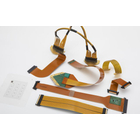 YFLEX（R）とは低損失の液晶ポリマー（LCP）を絶縁基材に採用した、フレキシブル配線板です。
5G、通信、ミリ波レーダー市場で求められる28Gbps、56Gbpsクラスの高速伝送用途やアンテナ基板用途にも対応可能です。
耐ノイズ、ヒーター、高耐熱、耐油、極薄、高屈曲など各種要求に特化したFPC製品もご提供致します。