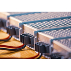 このエリアでは、当社の製品群を完成させるさまざまなアクセサリとサービスが見つかります。 
特定のリクエストについては、いつでも当社のテクニカル サポートにお問い合わせください。