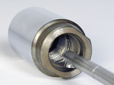 ねじ検査（渦電流プローブによる非接触方式）