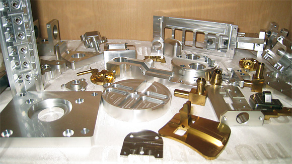 アルミ加工サービス