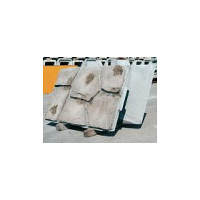 擁壁　大型積み　ブロック　JBロック　緑化　明度3.0