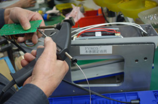 産業用精密機械　組立サービス