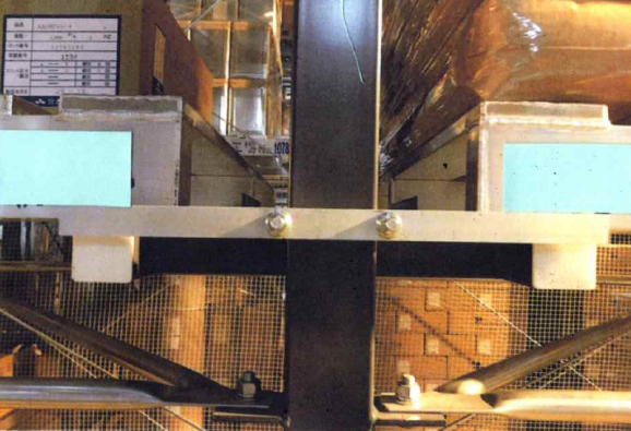 ■立体自動倉庫向けの耐震施工事例：静岡・福井の製薬メーカーにて