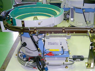 パーツフィーダー