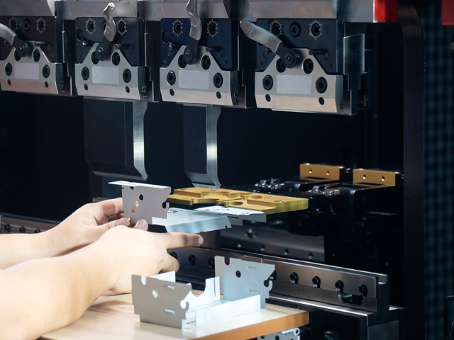 金属加工サービス