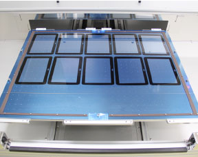 金属部品の微細な凹凸に撥水・離型性を！フッ素コート蒸着処理加工