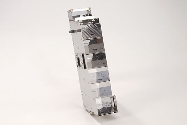 精密板金加工サービス