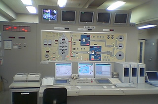 【航空・宇宙関連分野の方必見！】風洞操作卓