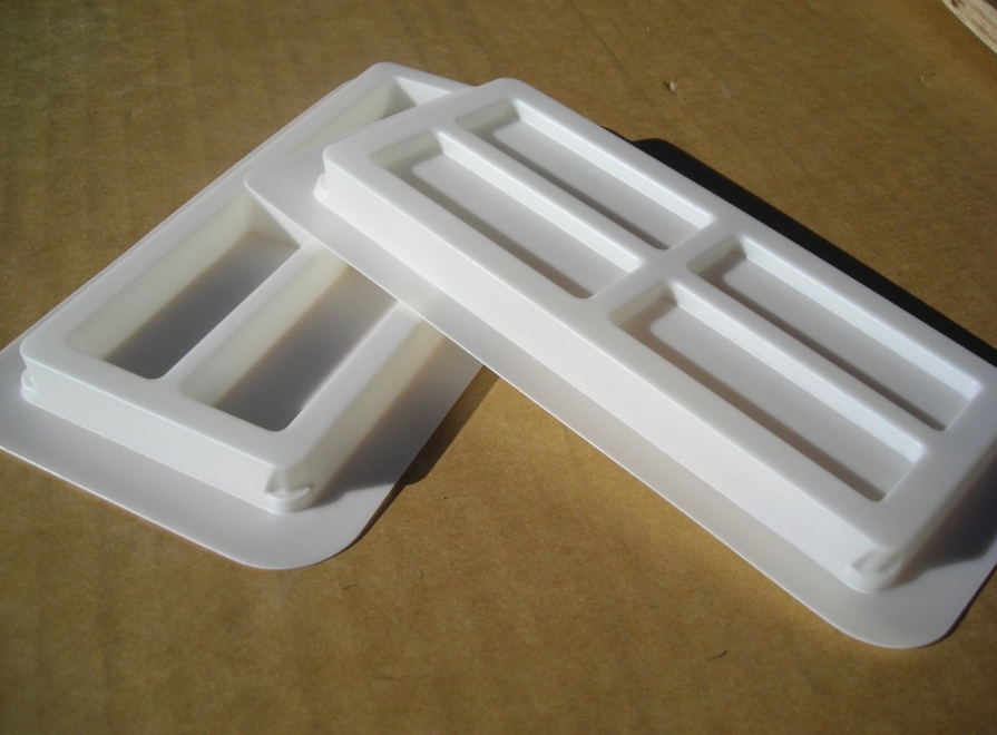 搬送用パーツトレー