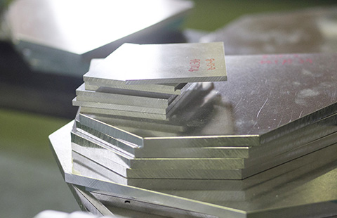 設計から機械加工・溶接・組立・検査までトータルサポート！