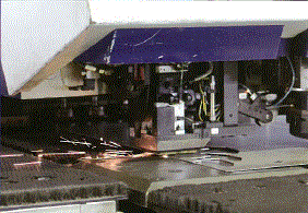 精密板金加工サービス