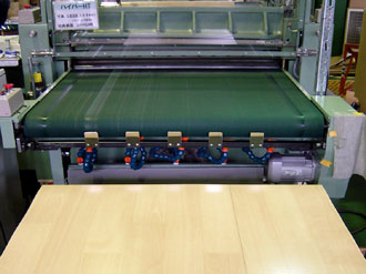 断裁・ラミネート加工サービス