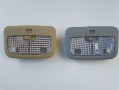 プラスチック成形加工事例　車載ランプ