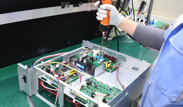 組立工程　　あずみ製作所