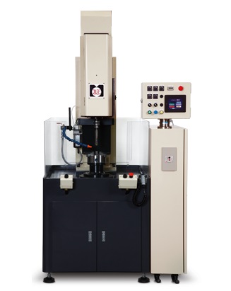 超精密内径加工機「ホーニングマシン」