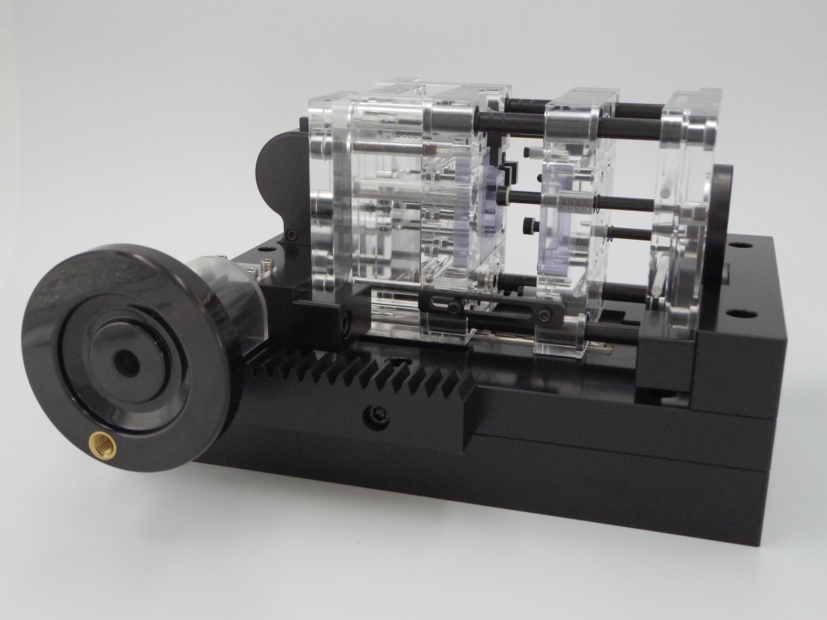 金型クリアモデル　（研修用金型、透明金型）