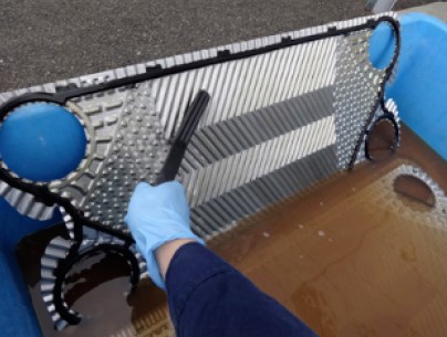 洗浄サービス『プレート熱交換器洗浄整備』