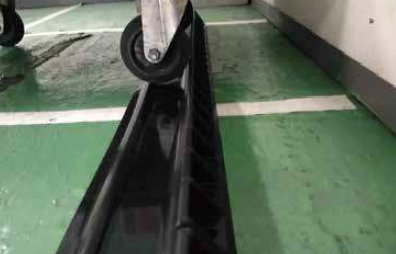 台車グリッパー『GRIPPER-1000』