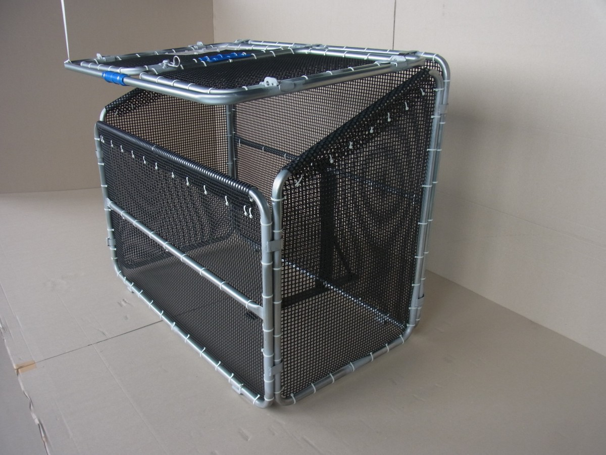 折りたたみ式ゴミ収集箱『クロー知らず』