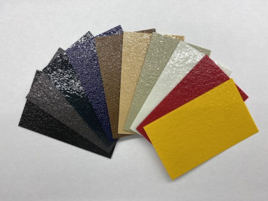 ポリウレアは着色加工や蓄光加工も可能です