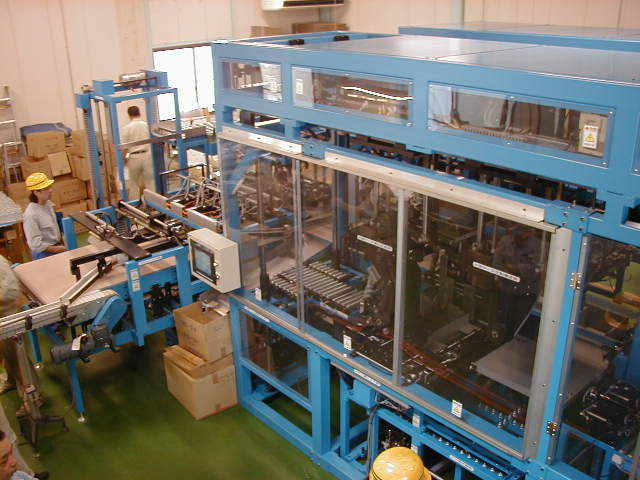 インケーサー（自動箱詰供給装置)