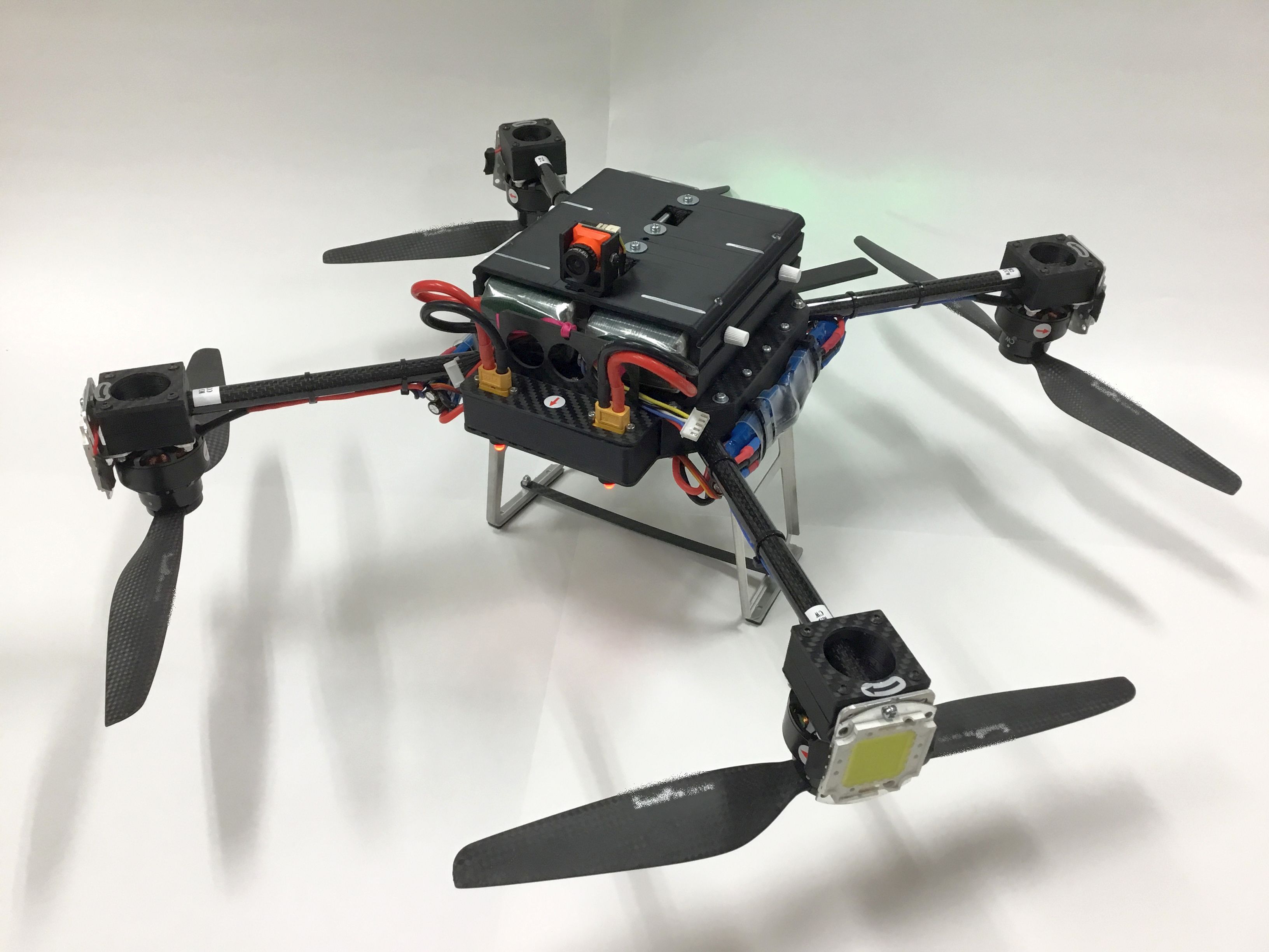 屋内外点検用ドローン【空中型】＊操縦・点検サービス可能