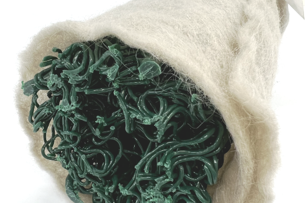 集水性能に優れたプラスチック立体網状 成形品　ヘチマロン