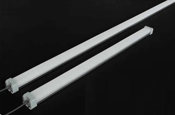 蛍光灯型（直付けタイプ）LED照明灯「K013」