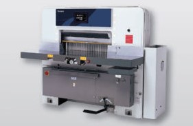 断裁機『NC-80HHE1』