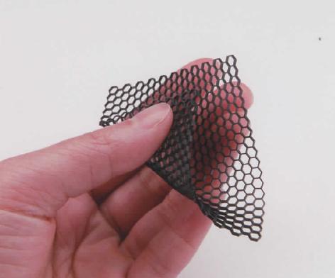 ハニカム多孔成形品（エラストマー）