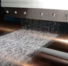 ホットメルトを繊維状にスプレー塗布　【カーテンスプレー】