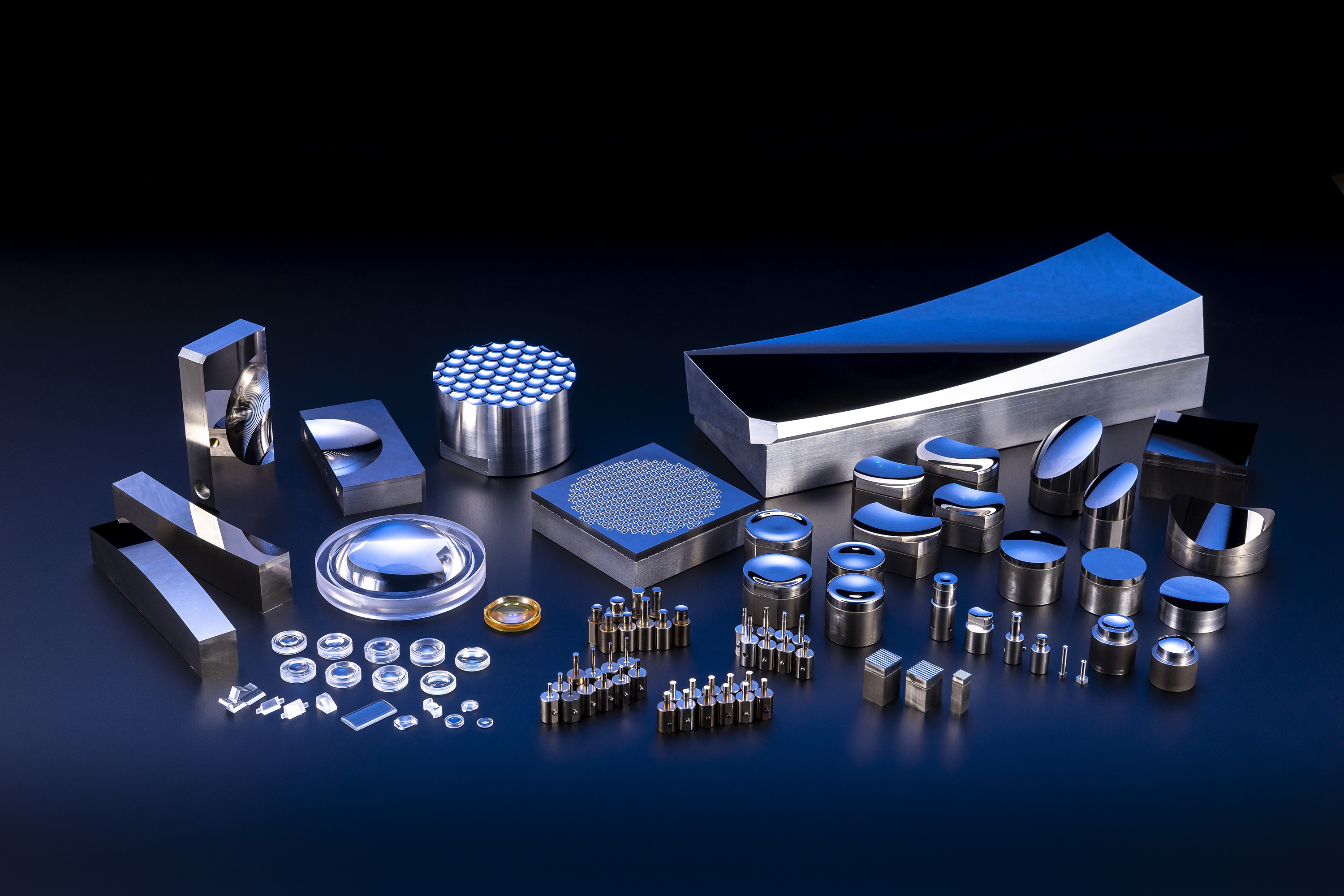 【超精密加工品】金型部品　微細加工品　お任せ下さい