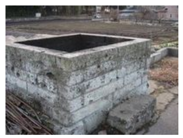 流紋岩質溶結凝灰岩『大谷石』