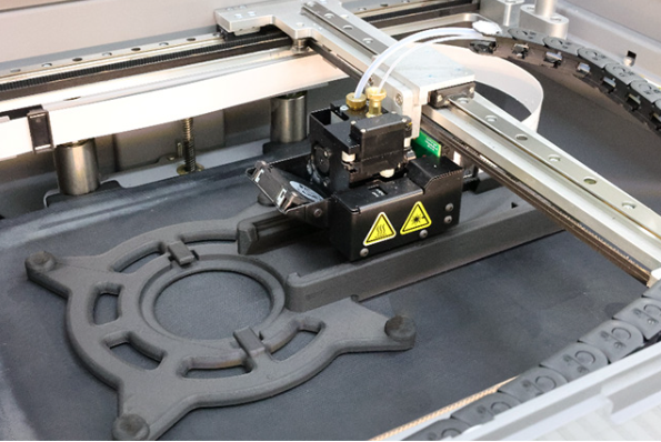 アイデアから具現化まで『3Dプリント造形サービス』