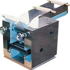 製麺機『小型パスタ機II MPC-2500』 不二精機 | イプロスものづくり