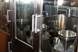 抹茶製造マシン『伸栄式　抹茶石臼機』