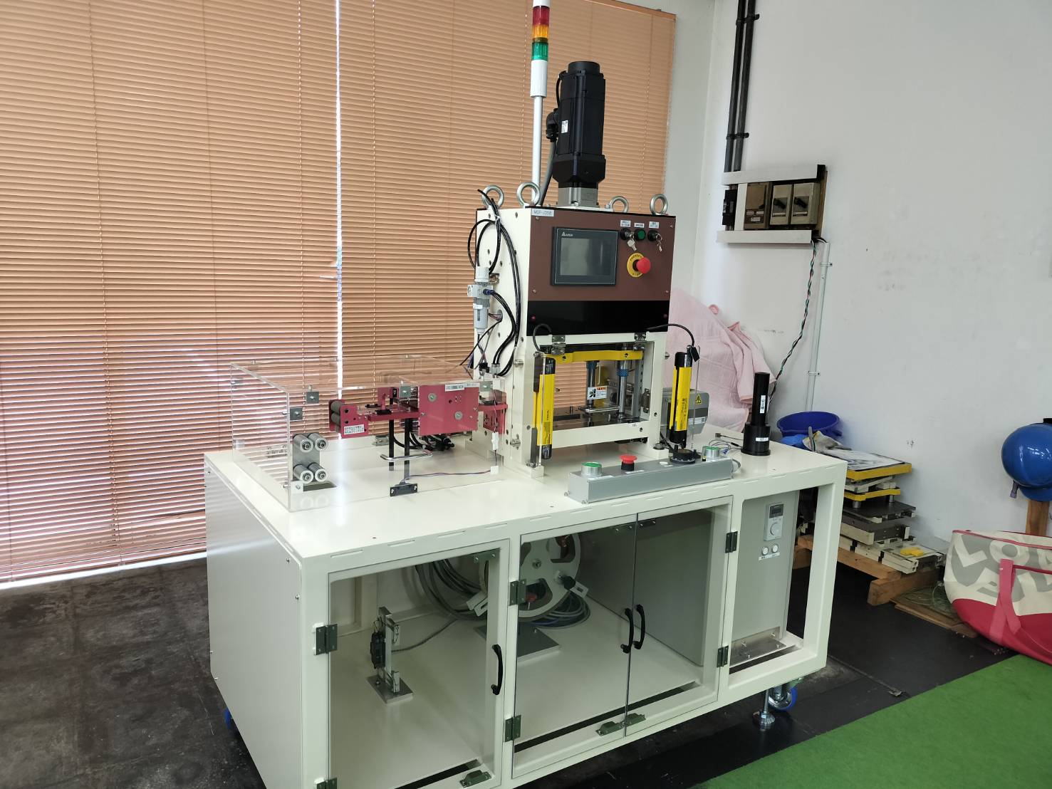 卓上精密サーボスクリュープレス機「MCP」シリーズ