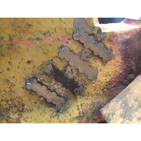 金属亀裂補修Metal Stitchingとネジ穴補修  