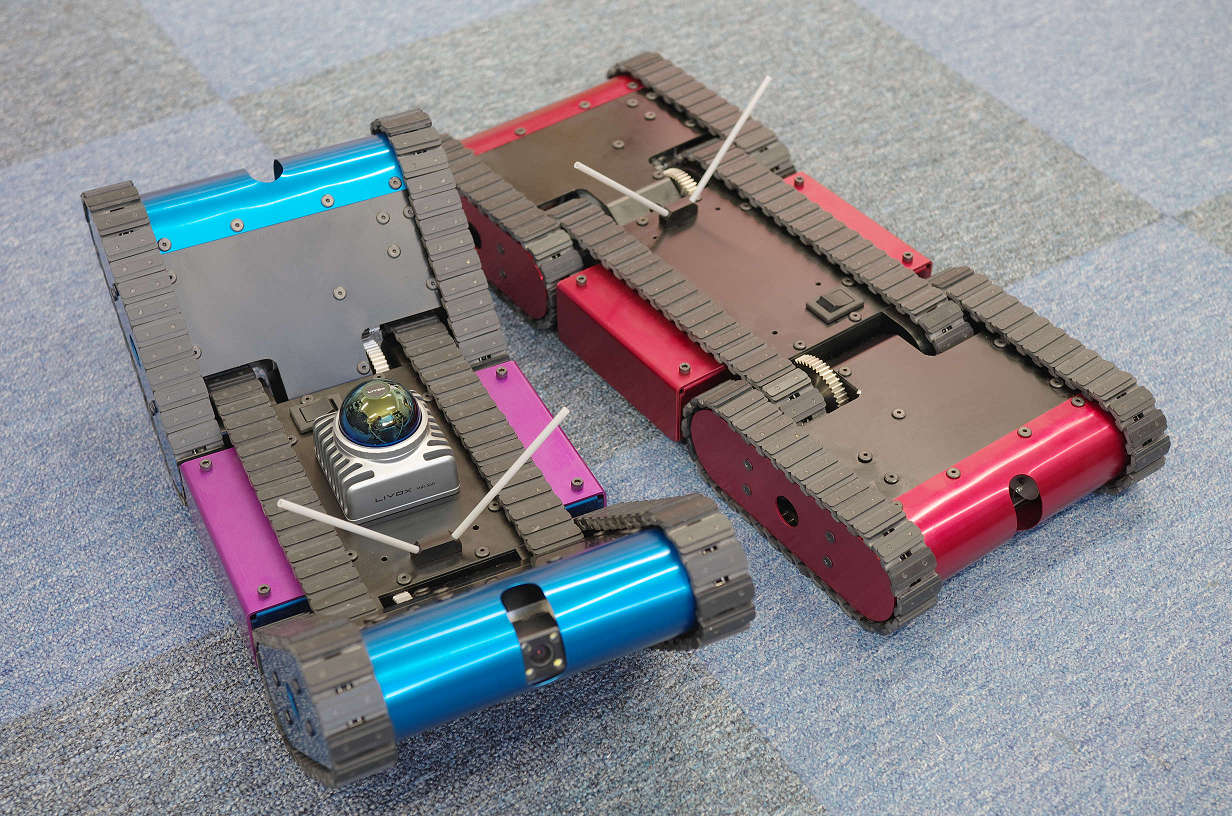 天井裏走行ロボット