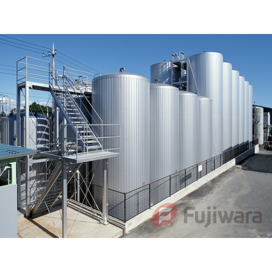 屋外諸味発酵タンク_240622.jpg